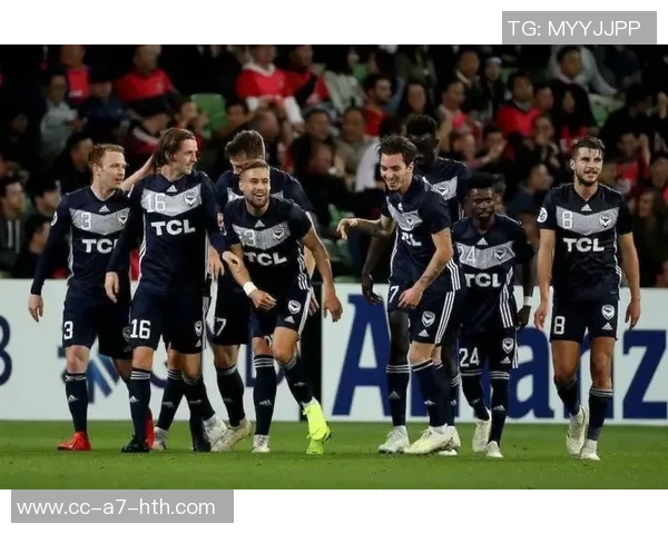 青岛海牛主场收官战战绩优异近五场保持不败展现强劲实力 青岛海牛主场收官战战绩优异近五场保持不败展现强劲实力