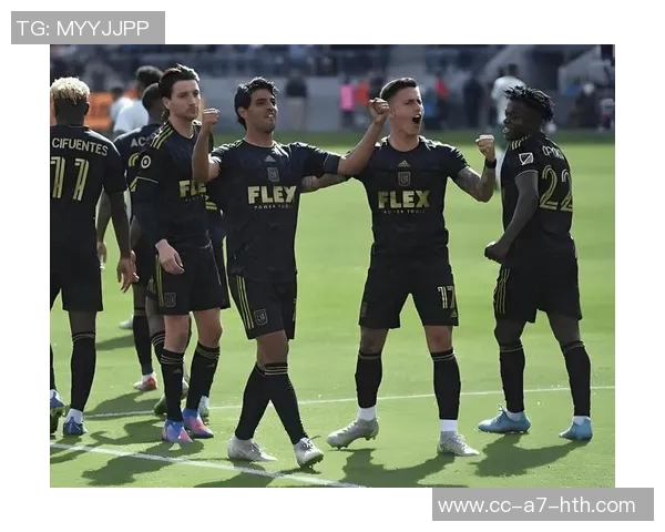 格策考虑加盟美职联已有球员与其探讨未来发展方向